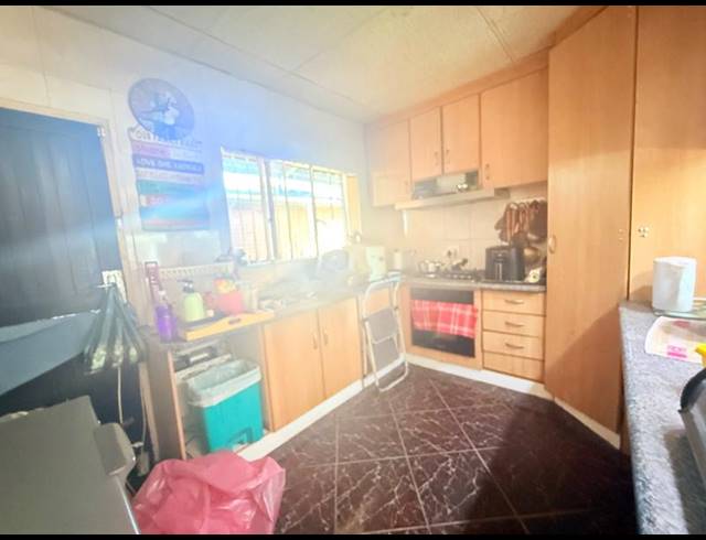 3 BEDROOM HOUSE FOR SALE IN VANDERBIJLPARK CE 2